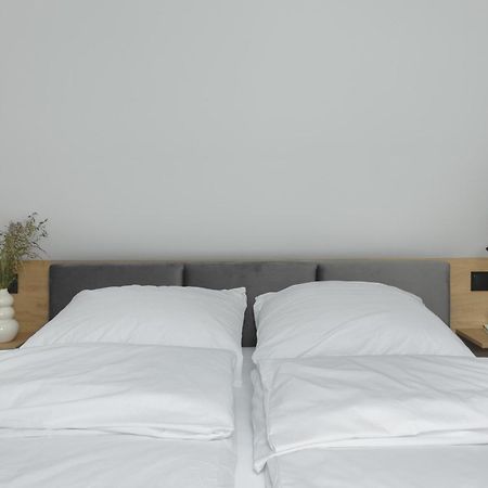 Apartamenty Na Lakach 쿠도바-즈루이 외부 사진